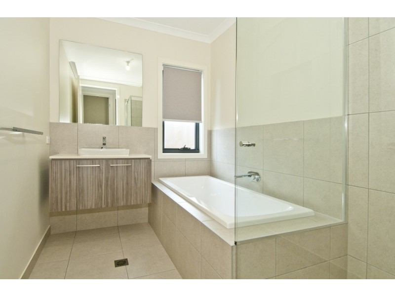 73 Challenger Way, Coomera QLD 4209