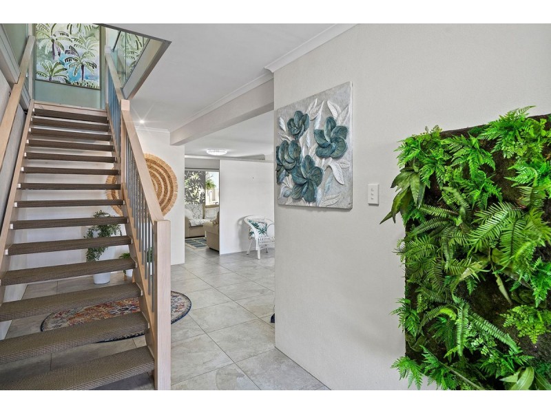 19 Warana Avenue, Steiglitz QLD 4207