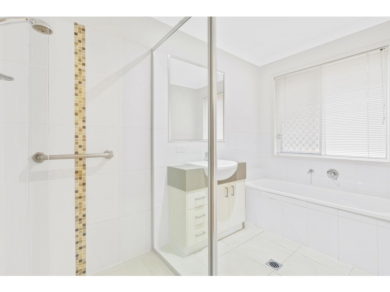 1/26 Bennett Way, Upper Coomera QLD 4209