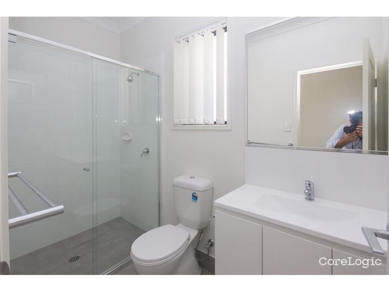 1/16 Seaford Street, Pimpama QLD 4209