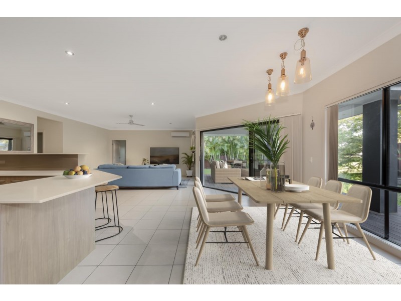 13 Picnic Creek Drive, Coomera QLD 4209