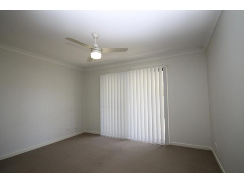 1/19 Conestoga Way, Upper Coomera QLD 4209