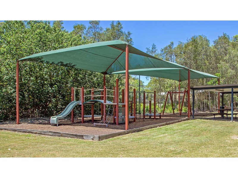 27 Buccaneer Way, Coomera Waters QLD 4209