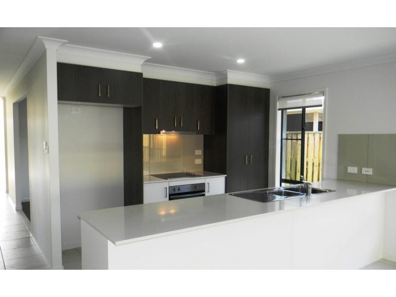 19 Stinson Circuit, Coomera QLD 4209