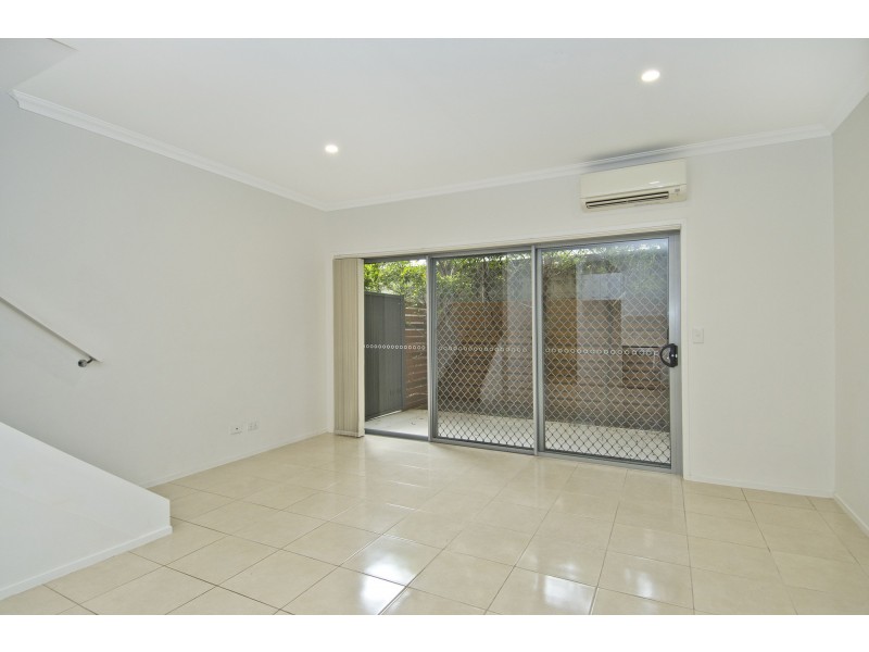 6/460-462 Pine Ridge Road, Coombabah QLD 4216