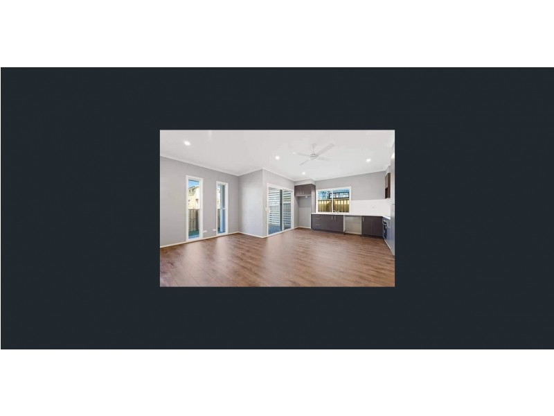 8 Arbon Street, Holmview QLD 4207