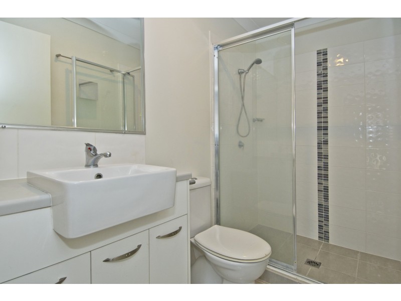 2/3 Banks Drive, Ormeau QLD 4208