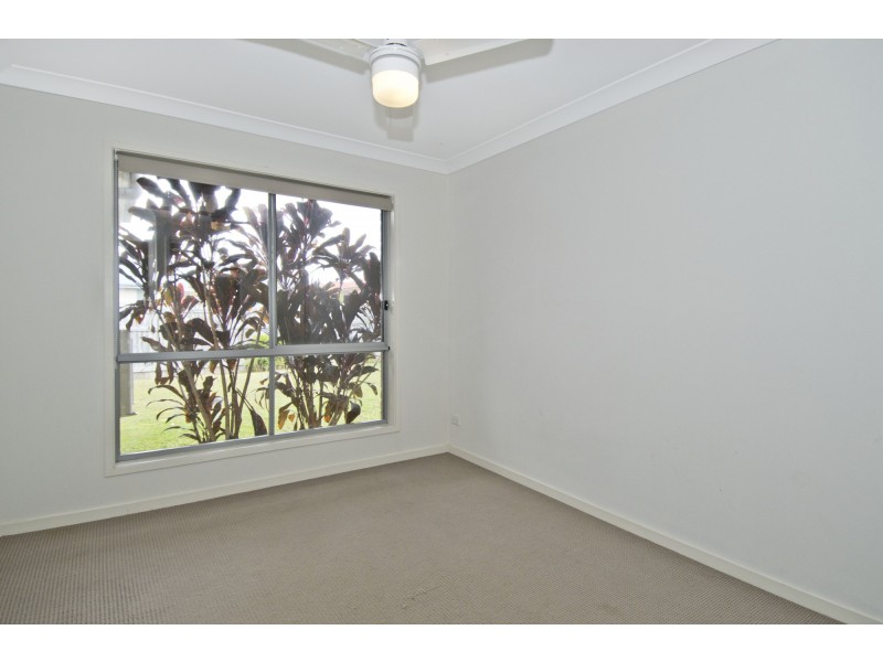 2/3 Banks Drive, Ormeau QLD 4208