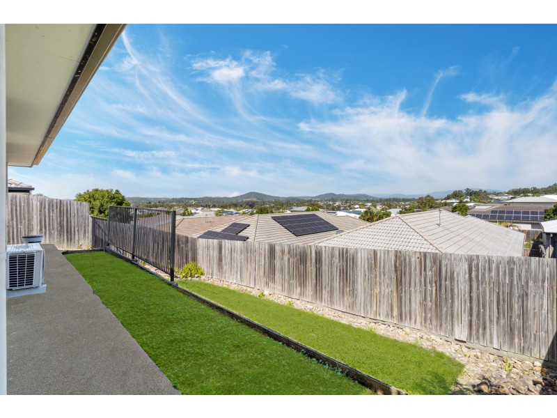 12 Gresswell Crescent, Upper Coomera QLD 4209