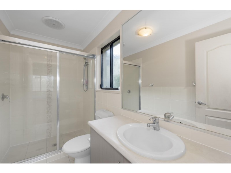 15 Rumbold Court, Upper Coomera QLD 4209