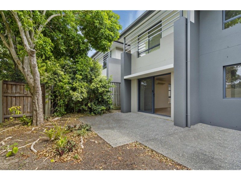 7/2 Jefferson Court, Upper Coomera QLD 4209