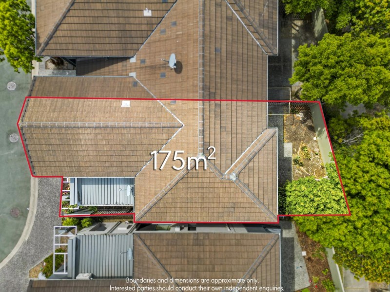 7/2 Jefferson Court, Upper Coomera QLD 4209