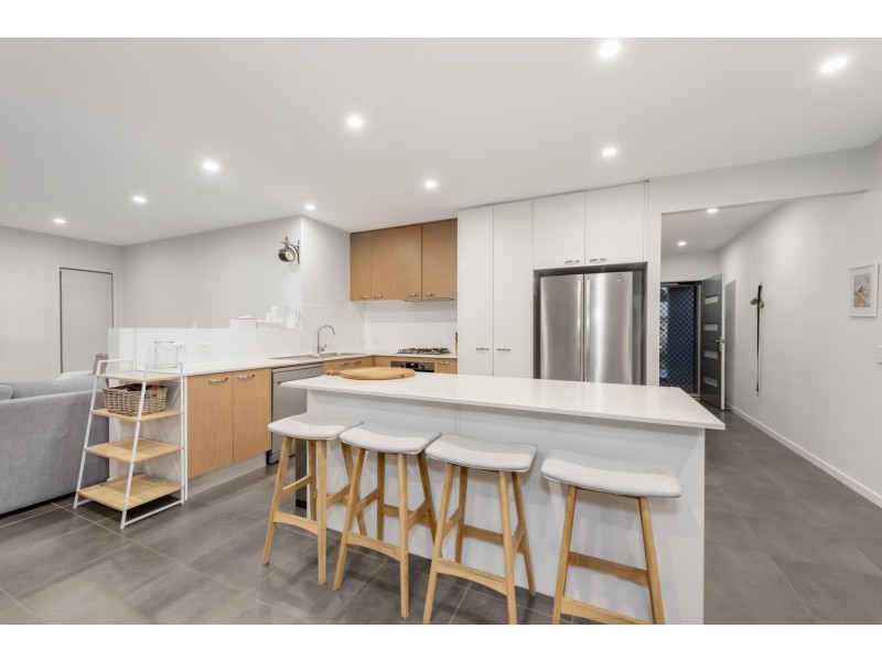 6 Hoop Pine Circuit, Coomera QLD 4209