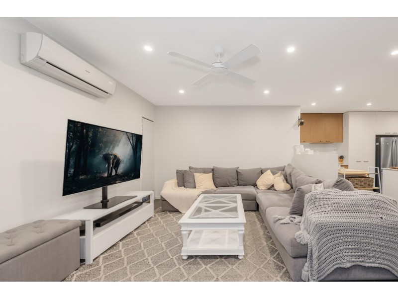 6 Hoop Pine Circuit, Coomera QLD 4209