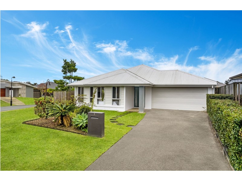 7 Severn Street, Coomera QLD 4209