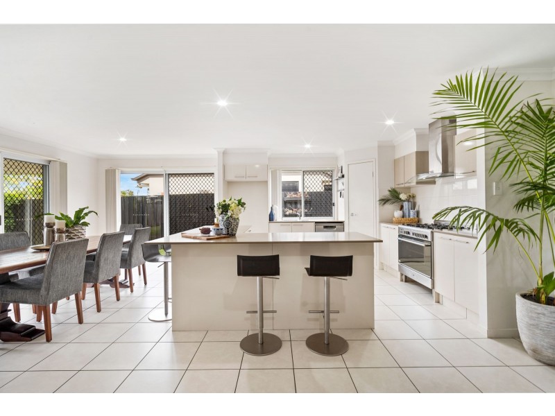 7 Severn Street, Coomera QLD 4209