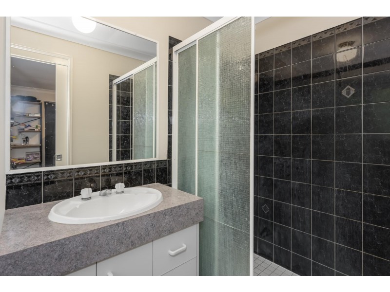 227 Universal Street, Oxenford QLD 4210