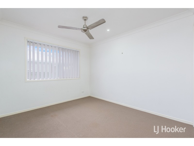 10 John Crescent, Pimpama QLD 4209