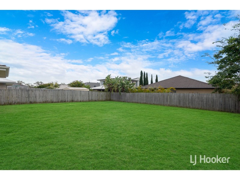 10 John Crescent, Pimpama QLD 4209