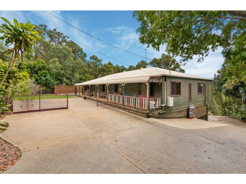 7 High Ridge Road, Gaven QLD 4211