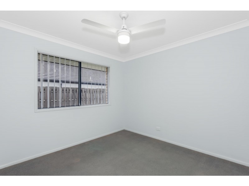 8 Glasswing Drive, Upper Coomera QLD 4209