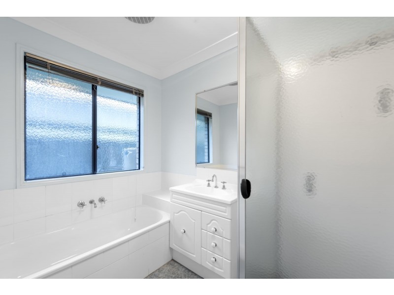 8 Glasswing Drive, Upper Coomera QLD 4209