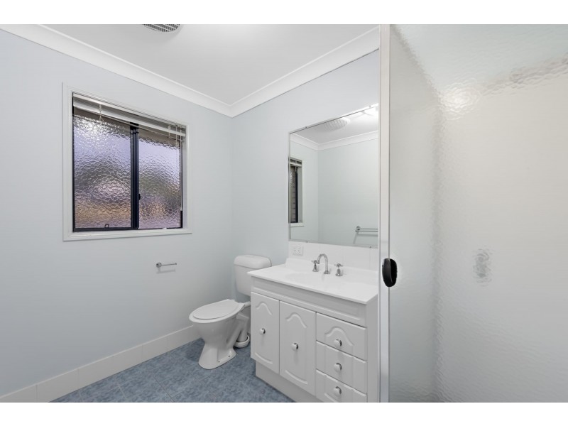 8 Glasswing Drive, Upper Coomera QLD 4209