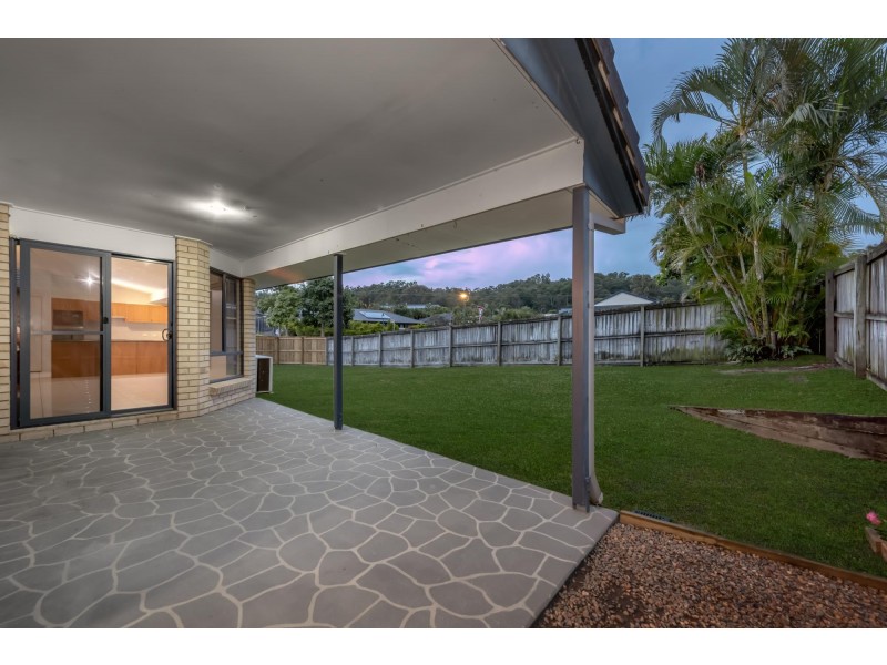 8 Glasswing Drive, Upper Coomera QLD 4209