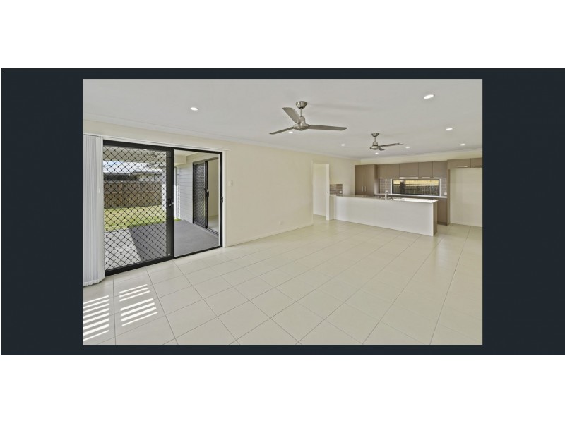 9 Village Boulevard, Pimpama QLD 4209