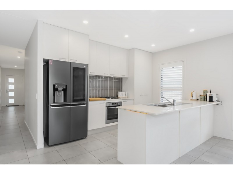 47 Edwardson Drive, Coomera QLD 4209