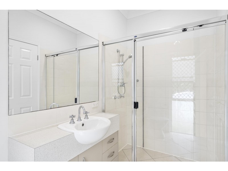 5 Krystle Court, Upper Coomera QLD 4209