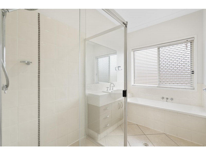 5 Krystle Court, Upper Coomera QLD 4209