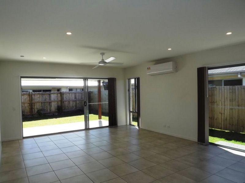 11 Iron Bark Terrace, Coomera QLD 4209
