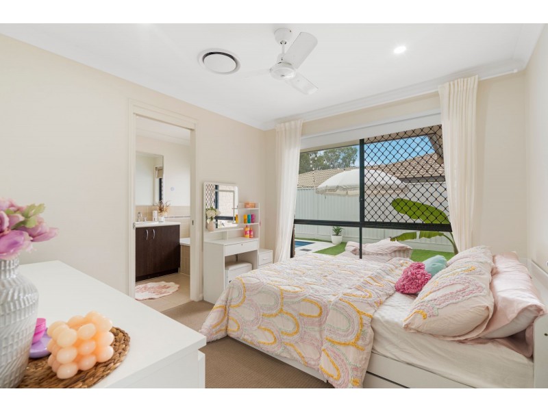 14 Blossom Street, Pimpama QLD 4209