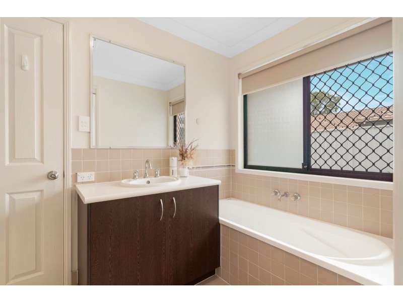 14 Blossom Street, Pimpama QLD 4209