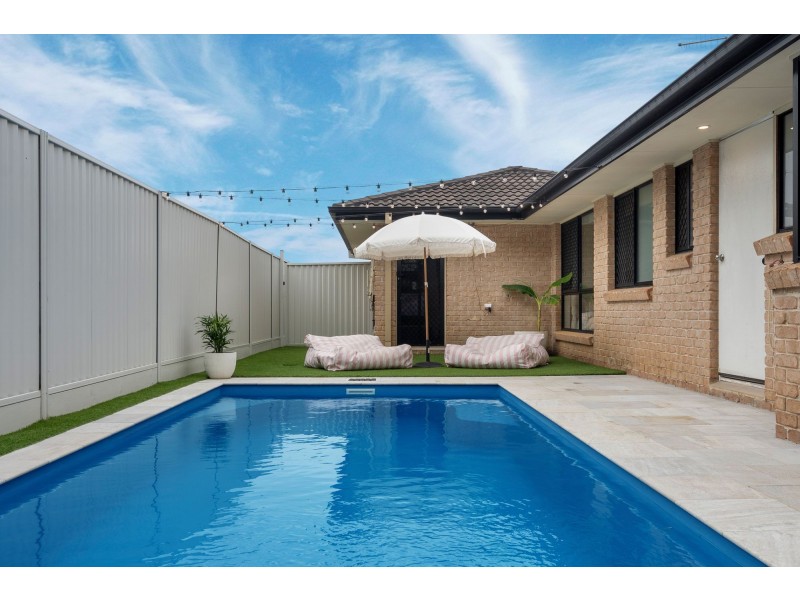 14 Blossom Street, Pimpama QLD 4209