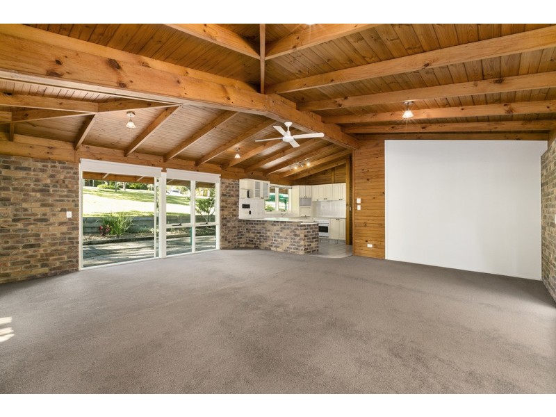 11 Winderadeen Court, Nerang QLD 4211