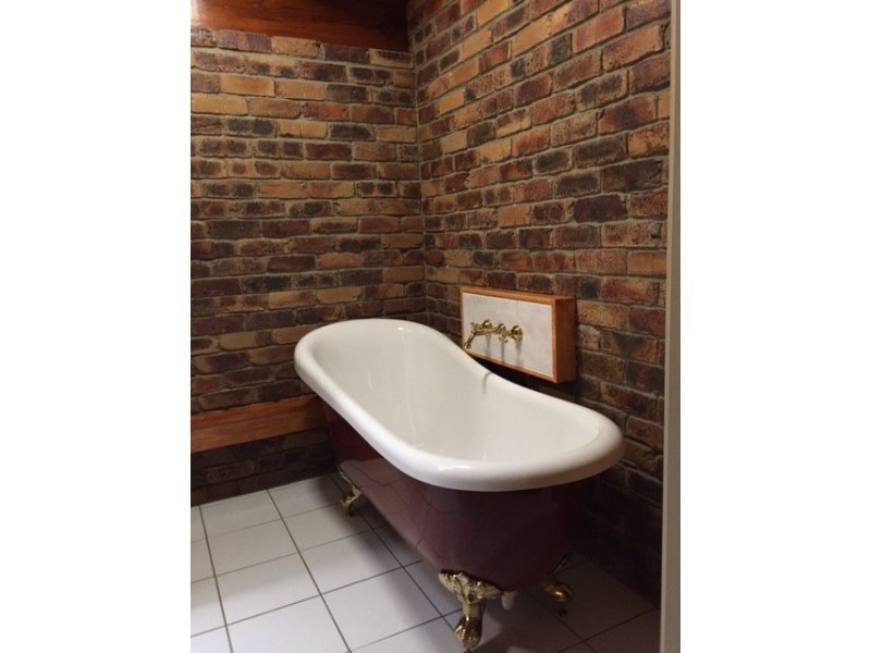 11 Winderadeen Court, Nerang QLD 4211