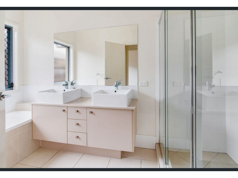 13 Andromeda Drive, Coomera QLD 4209