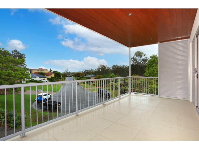 2/51 Canada Place, Arundel QLD 4214