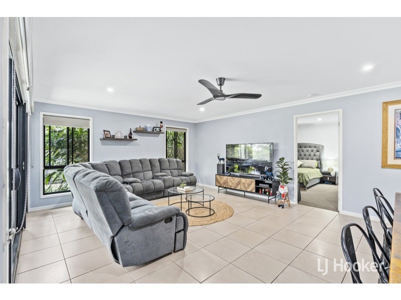 19 Fred Astaire Avenue, Maudsland QLD 4210