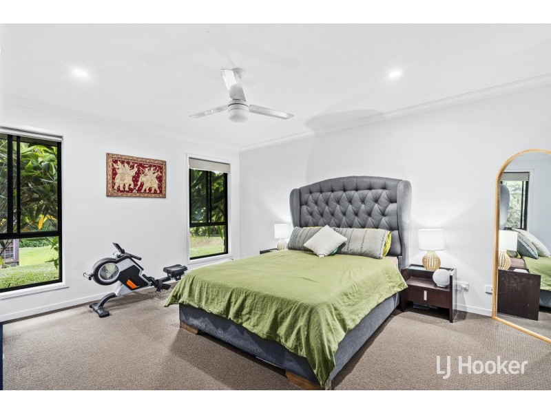 19 Fred Astaire Avenue, Maudsland QLD 4210