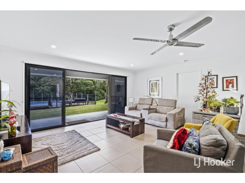 19 Fred Astaire Avenue, Maudsland QLD 4210