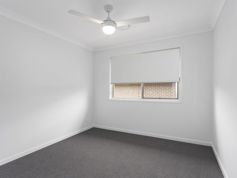 13 Peterson Way, White Rock QLD 4306