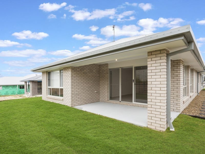 13 Peterson Way, White Rock QLD 4306