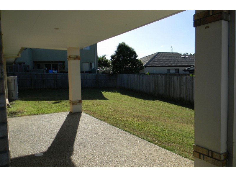 11 Rosefinch Street, Upper Coomera QLD 4209