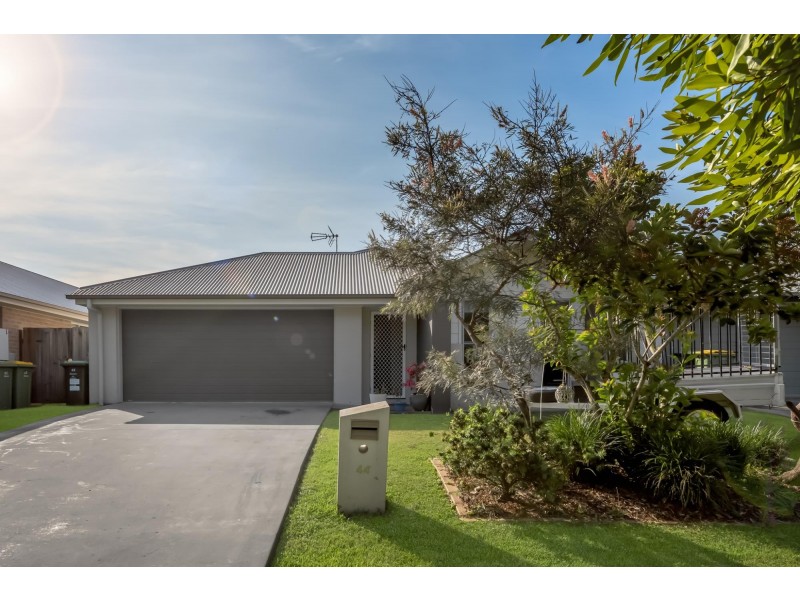 44 Cirrus Way, Coomera QLD 4209