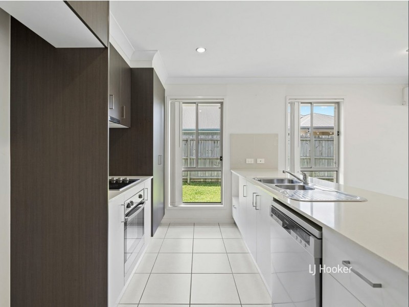 92 Cirrus Way, Coomera QLD 4209