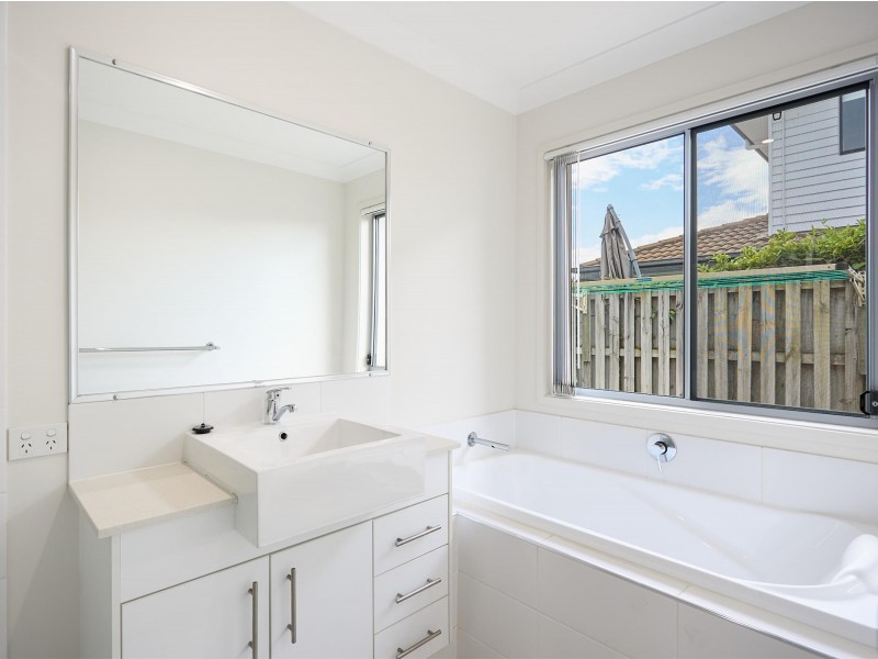 35 Andromeda Drive, Coomera QLD 4209