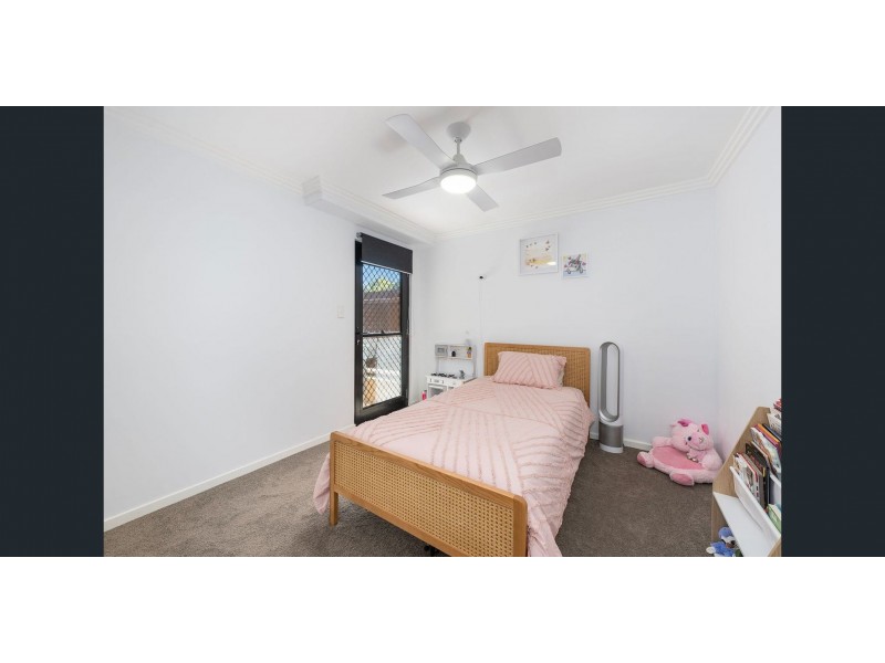 3/1996 Gold Coast Highway, Miami QLD 4220